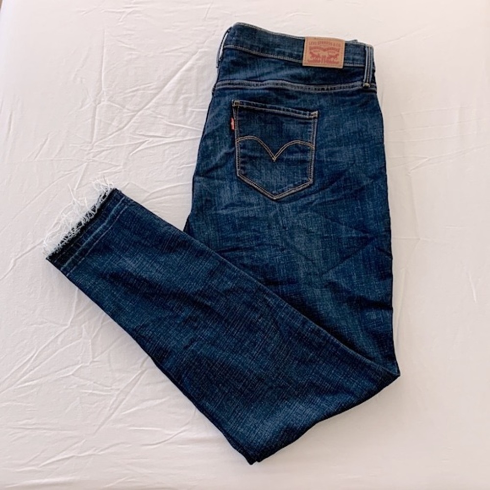 Levi’s 721 High Rise Skinny Jeans - Picture 6 of 14